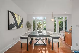 105 Hudson Cove, Edgewater, NJ 07020 - Photo 8