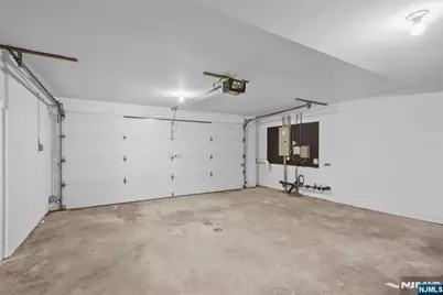 105 Hudson Cove, Edgewater, NJ 07020 - Photo 46