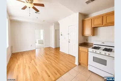 151 Valley Road D #D, Montclair, NJ 07042 - Photo 4