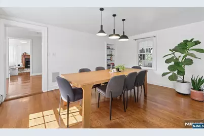253 Clinton Avenue, Tenafly, NJ 07670 - Photo 8