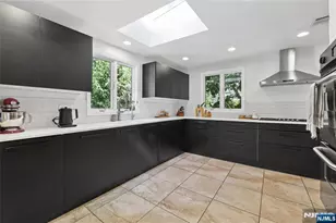 253 Clinton Ave, Tenafly, NJ 07670 - Photo 14