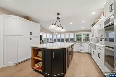 580 Ridge Road, River Vale Township, NJ 07675 - Photo 12