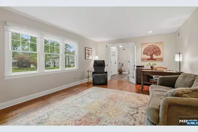 580 Ridge Road, River Vale Township, NJ 07675 - Photo 4