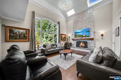 67 Seminary Drive, Mahwah, NJ 07430 - Photo 8