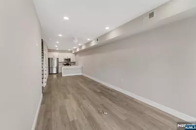 467 Bergen Avenue, Jersey City, NJ 07304 - Photo 4