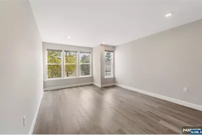 467 Bergen Avenue, Jersey City, NJ 07304 - Photo 8