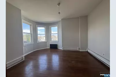 115 John Street 3F #3F, Harrison, NJ 07029 - Photo 4