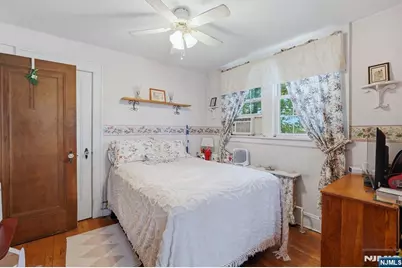 749 Kinderkamack Road, River Edge, NJ 07661 - Photo 10