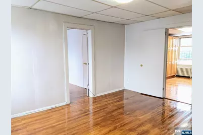 201 Clinton Avenue 2 #2, Jersey City, NJ 07304 - Photo 10