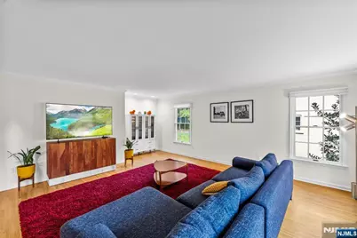 8 Ashland Street, Caldwell, NJ 07006 - Photo 6
