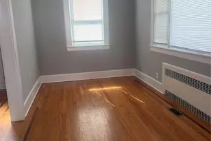25 E Gouverneur Ave 1, Rutherford, NJ 07070 - Photo 2