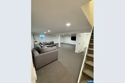 13 Minnisink Road, Totowa, NJ 07512 - Photo 16