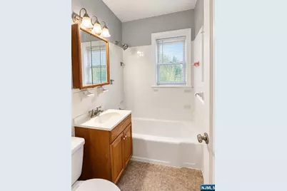 306 Grafton Avenue 1M #1M, Newark, NJ 07104 - Photo 6
