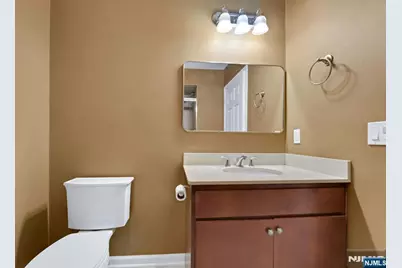 10 Terrace Avenue 11 #11, Hasbrouck Heights, NJ 07604 - Photo 16