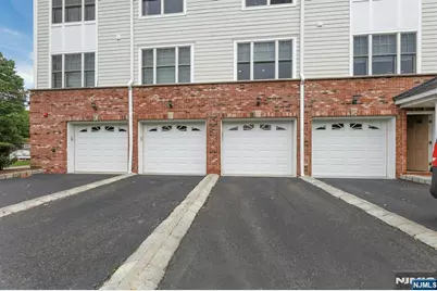10 Terrace Avenue 11 #11, Hasbrouck Heights, NJ 07604 - Photo 4