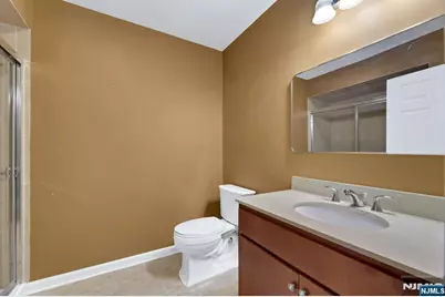 10 Terrace Avenue 11 #11, Hasbrouck Heights, NJ 07604 - Photo 14