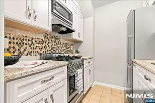 1015 Grand Street 3D, Hoboken, NJ 07030 - Photo 8