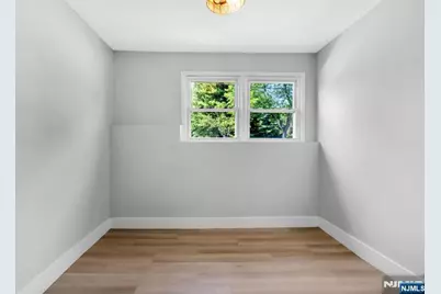 1307 Stockton Street, Rahway, NJ 07065 - Photo 32