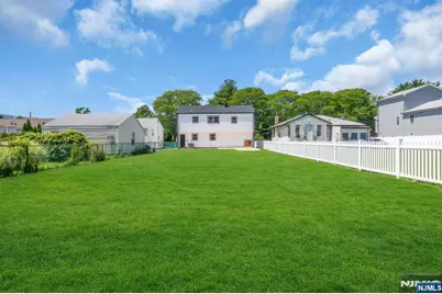 1307 Stockton Street, Rahway, NJ 07065 - Photo 40