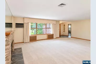 91 Rose Avenue, Woodcliff Lake, NJ 07677 - Photo 2