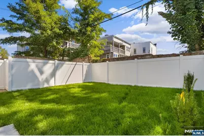 192 Amherst Street, East Orange, NJ 07018 - Photo 30