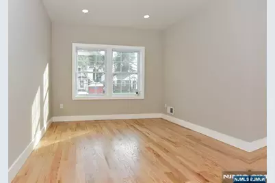 311 Harrison Avenue, Hasbrouck Heights, NJ 07604 - Photo 24