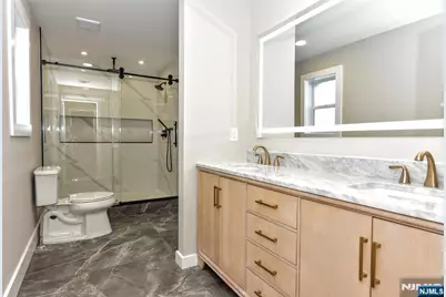311 Harrison Avenue, Hasbrouck Heights, NJ 07604 - Photo 30