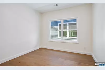 194 Amherst Street, East Orange, NJ 07018 - Photo 20