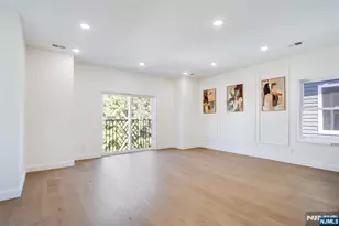 194 Amherst St, East Orange, NJ 07018 - Photo 16
