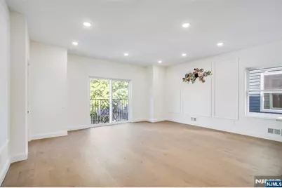 194 Amherst Street, East Orange, NJ 07018 - Photo 2