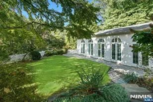526 Knollwood Rd, Ridgewood, NJ 07450 - Photo 32