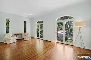 526 Knollwood Rd, Ridgewood, NJ 07450 - Photo 14