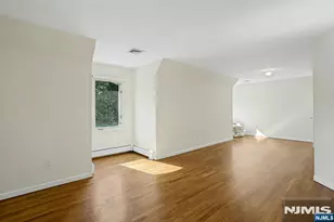 526 Knollwood Rd, Ridgewood, NJ 07450 - Photo 18
