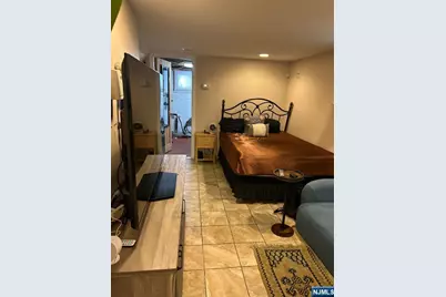521 Olympia Avenue, Cliffside Park, NJ 07010 - Photo 10