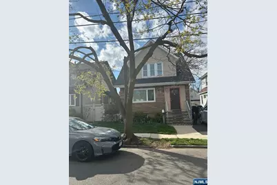 521 Olympia Avenue, Cliffside Park, NJ 07010 - Photo 2