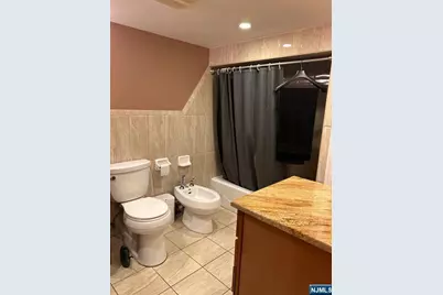 521 Olympia Avenue, Cliffside Park, NJ 07010 - Photo 6