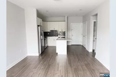 40 Park Avenue 307 #307, Park Ridge, NJ 07656 - Photo 4