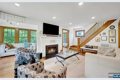 152 Hill Street, Midland Park, NJ 07432 - Photo 10