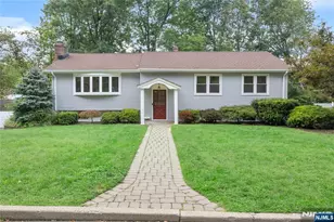 662 Calvin St, Washington Township, NJ 07676 - Photo 2