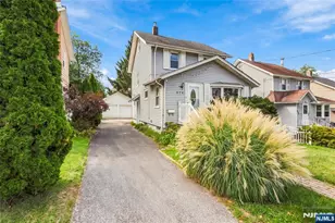 574 Tilden Ave, Teaneck Township, NJ 07666 - Photo 2
