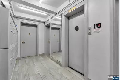 2205 N Central 3F #3F, Fort Lee, NJ 07024 - Photo 6
