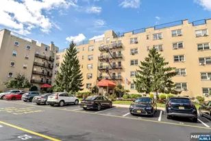 2205 N Central 3F, Fort Lee, NJ 07024 - Photo 1