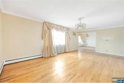 261 10th Street, Palisades Park, NJ 07650 - Photo 16