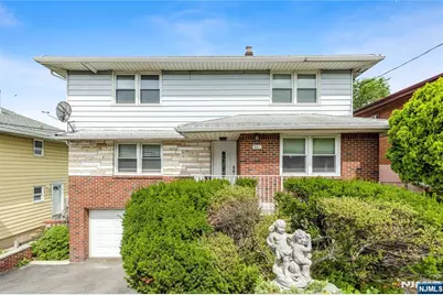 261 10th Street, Palisades Park, NJ 07650 - Photo 48