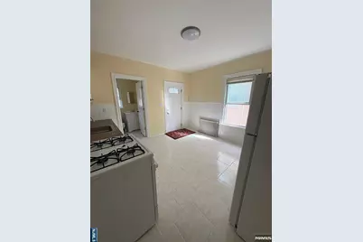 79 Midland Avenue 1 #1, Wallington, NJ 07057 - Photo 10