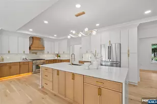 8 Sparrowbush Rd, Mahwah, NJ 07430 - Photo 10