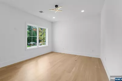 8 Sparrowbush Road, Mahwah, NJ 07430 - Photo 38