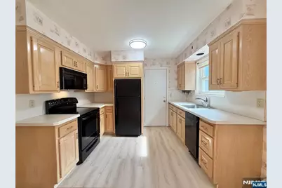 8 Rolling Ridge Road A #A, Montvale, NJ 07645 - Photo 12