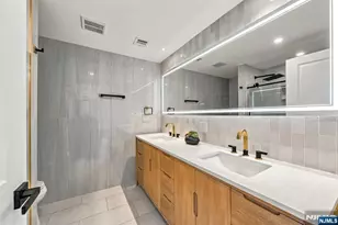 99 Park Ave, North Arlington, NJ 07031 - Photo 20