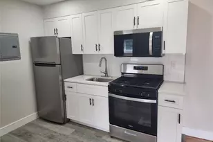 63 E Main Street 12A, Bogota, NJ 07603 - Photo 4